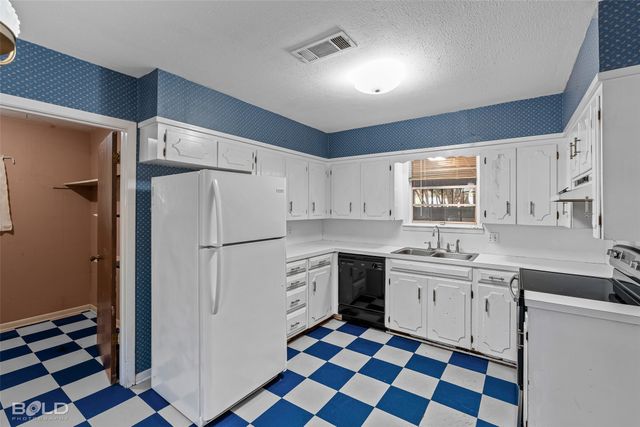 2136 Crabapple Drive, Shreveport, LA 71118