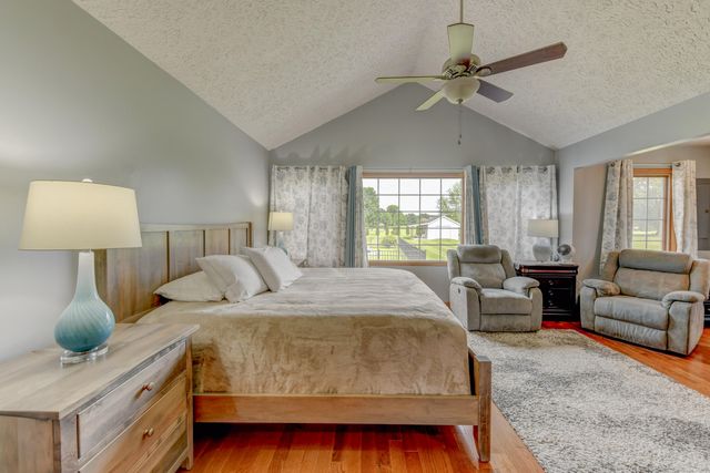 923 Tiller Drive, Valparaiso, IN 46385