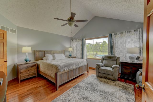 923 Tiller Drive, Valparaiso, IN 46385