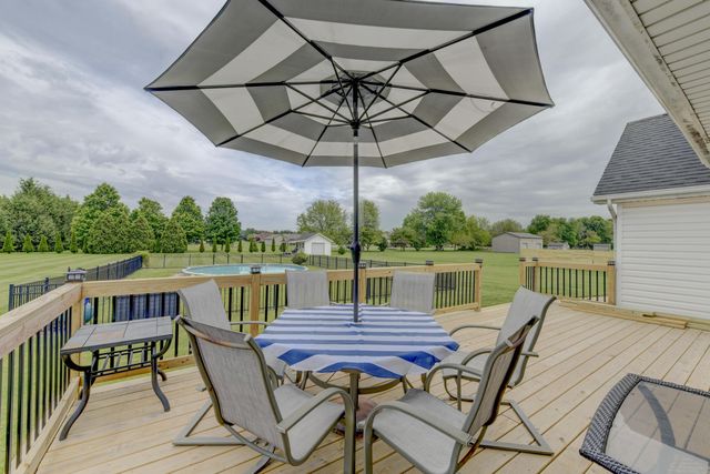 923 Tiller Drive, Valparaiso, IN 46385