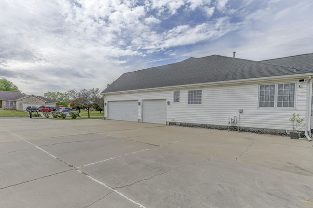 923 Tiller Drive, Valparaiso, IN 46385