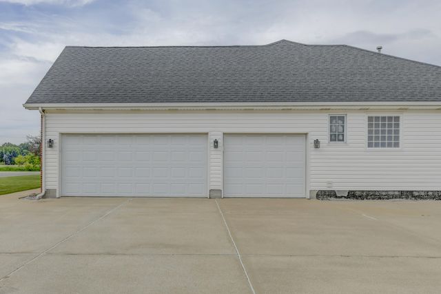 923 Tiller Drive, Valparaiso, IN 46385