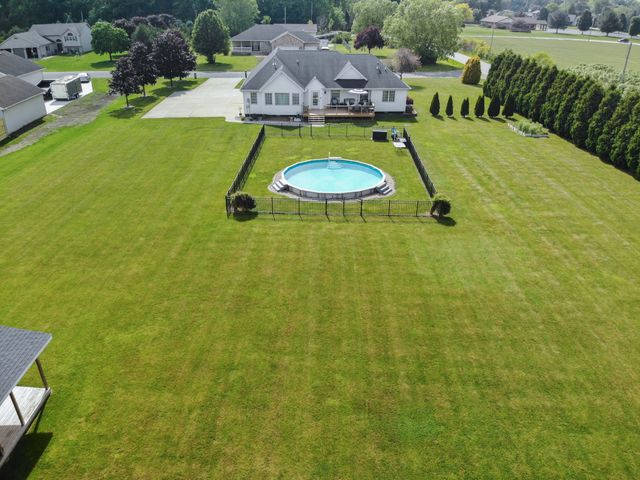 923 Tiller Drive, Valparaiso, IN 46385
