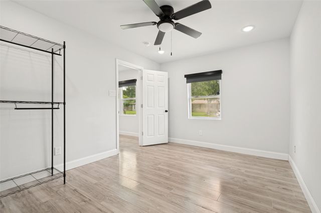 1301 Cardinal Street, Arlington, TX 76010