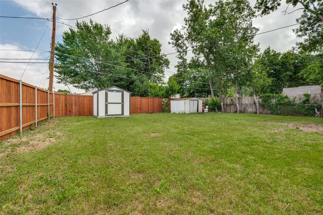 1301 Cardinal Street, Arlington, TX 76010