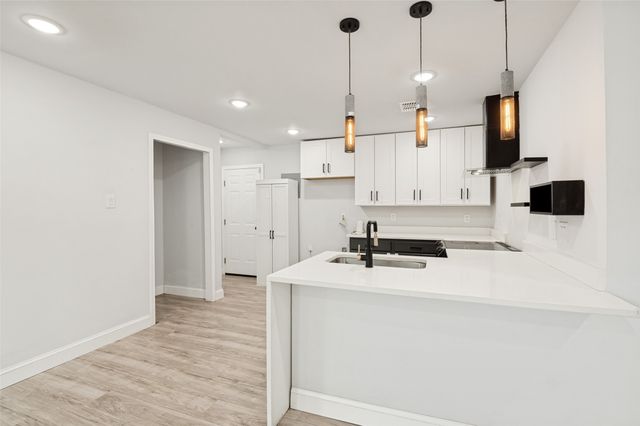 1301 Cardinal Street, Arlington, TX 76010