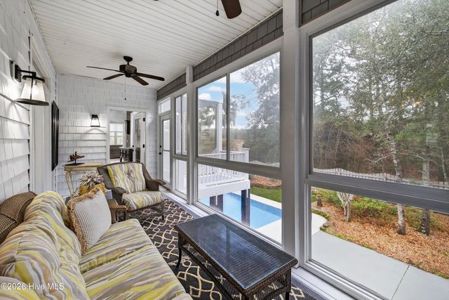 9402 Voyagers Way, Wilmington, NC 28412