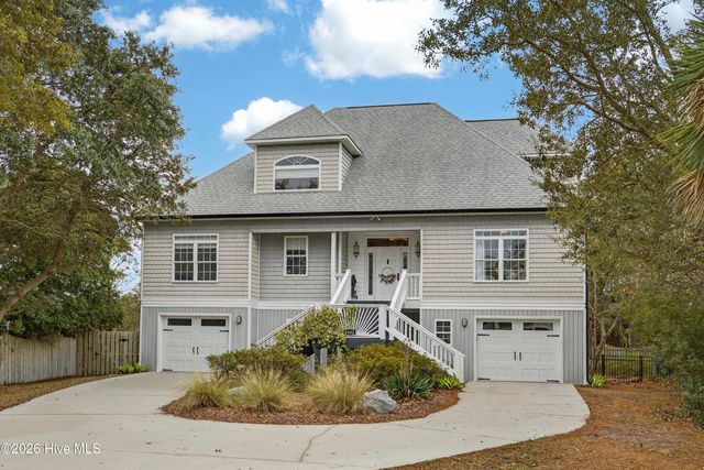9402 Voyagers Way, Wilmington, NC 28412