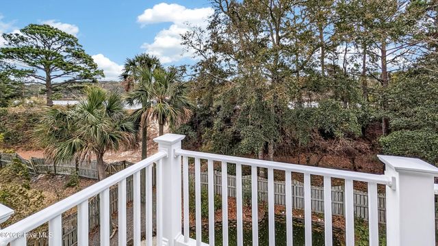 9402 Voyagers Way, Wilmington, NC 28412
