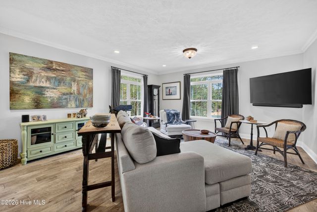 9402 Voyagers Way, Wilmington, NC 28412