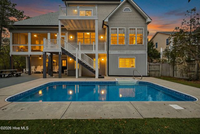 9402 Voyagers Way, Wilmington, NC 28412