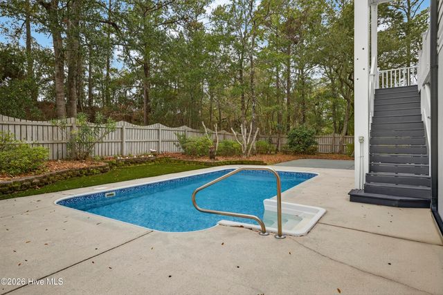 9402 Voyagers Way, Wilmington, NC 28412