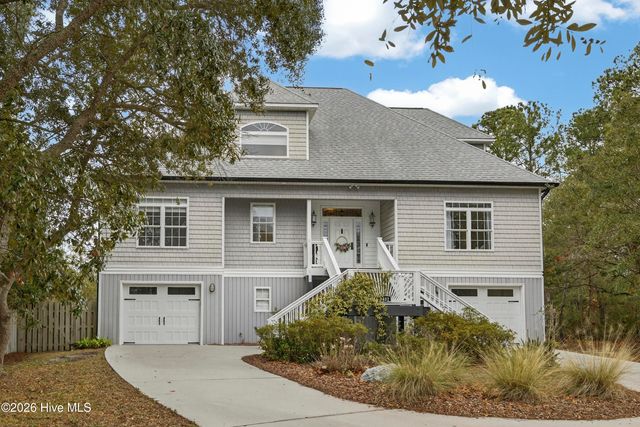 9402 Voyagers Way, Wilmington, NC 28412