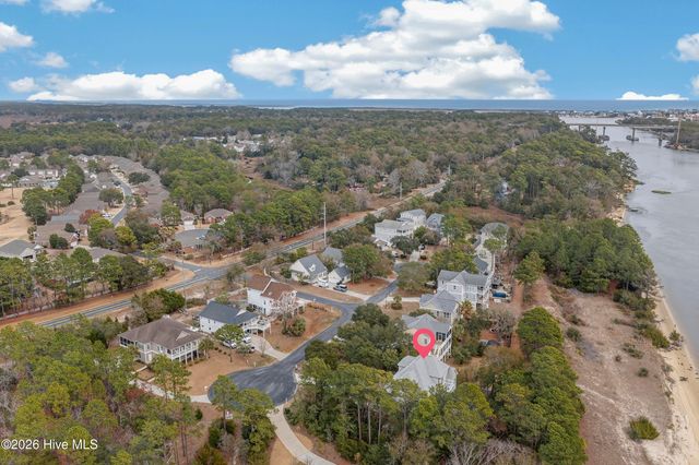 9402 Voyagers Way, Wilmington, NC 28412