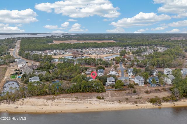 9402 Voyagers Way, Wilmington, NC 28412