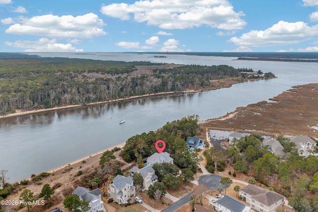 9402 Voyagers Way, Wilmington, NC 28412