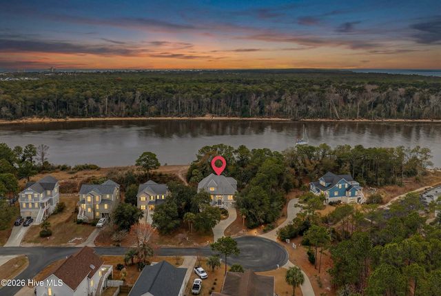 9402 Voyagers Way, Wilmington, NC 28412