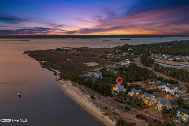 9402 Voyagers Way, Wilmington, NC 28412