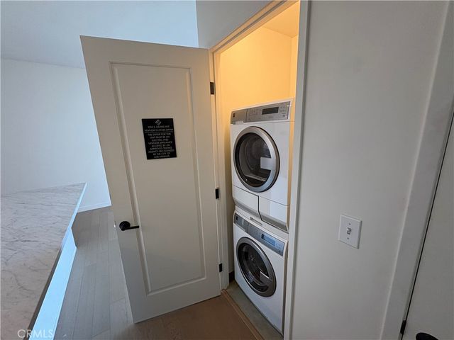 1050 S Grand 1003, Los Angeles, CA 90015