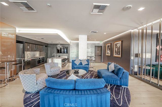 1050 S Grand 1003, Los Angeles, CA 90015