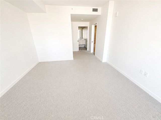 1050 S Grand 1003, Los Angeles, CA 90015