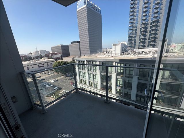 1050 S Grand 1003, Los Angeles, CA 90015