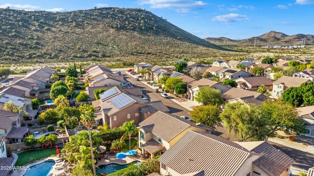 2045 E RUBY Lane, Phoenix, AZ 85024