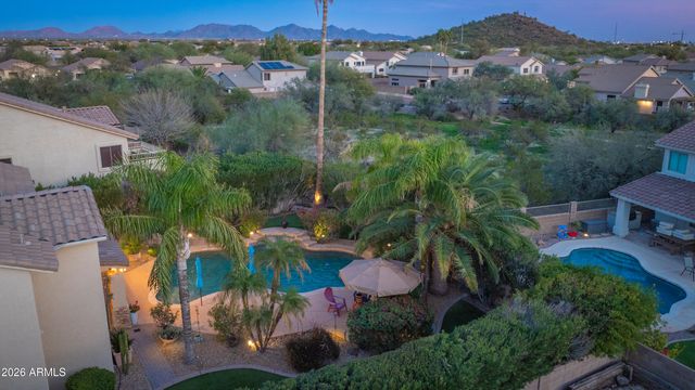 2045 E RUBY Lane, Phoenix, AZ 85024