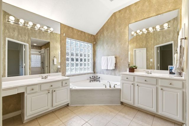 2311 Fairway Pointe Drive, League City, TX 77573