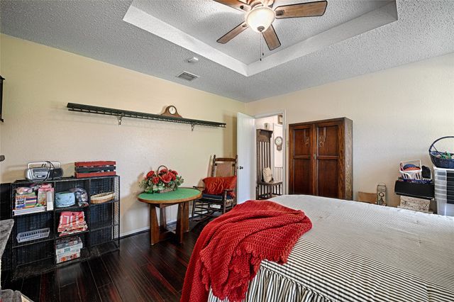 240 Dewey Court, Irving, TX 75060