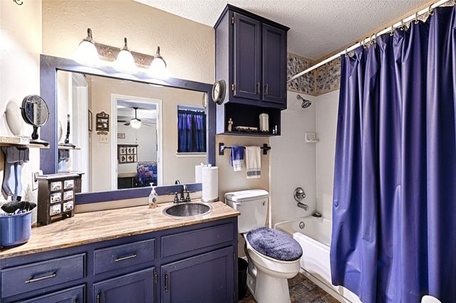 240 Dewey Court, Irving, TX 75060
