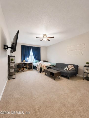 3153 HOLLY GREEN Loop, Green Cove Springs, FL 32043