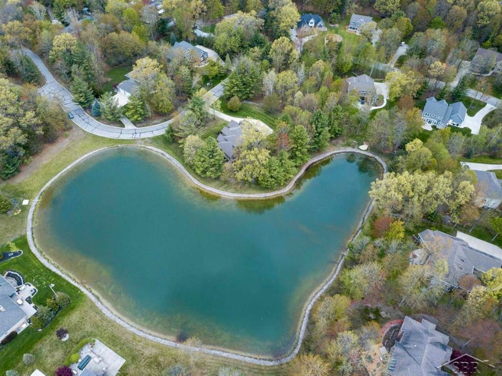 5007 Bristlecone Drive, Midland, MI 48642
