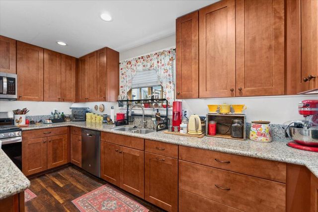 24894 Long Street, Fall River Mills, CA 96056