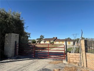 8539 W Avenue L, Lancaster, CA 93536