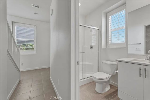 15982 Parkhouse 2, Fontana, CA 92336