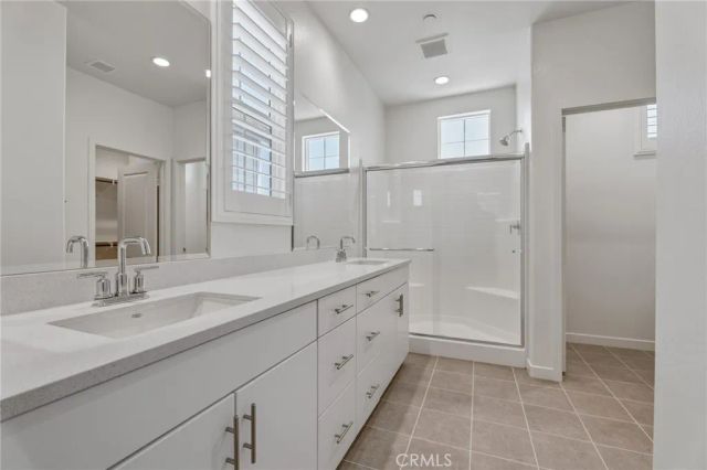 15982 Parkhouse 2, Fontana, CA 92336