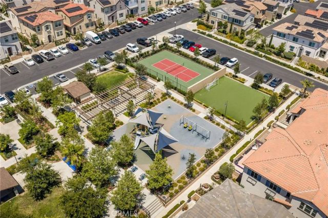 15982 Parkhouse 2, Fontana, CA 92336