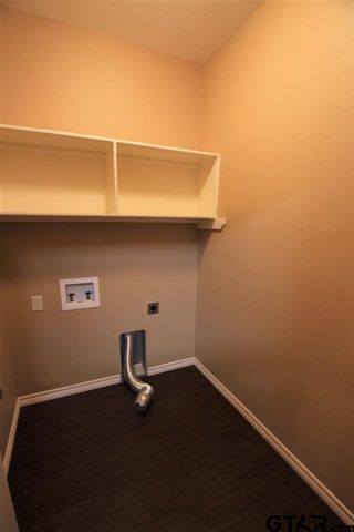 19401 King Ranch Dr., Flint, TX 75762