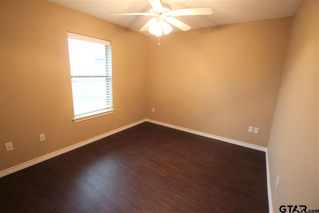 19401 King Ranch Dr., Flint, TX 75762