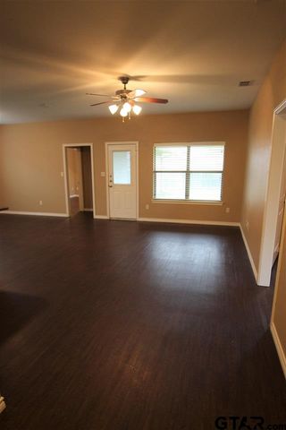 19401 King Ranch Dr., Flint, TX 75762