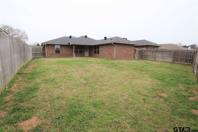 19401 King Ranch Dr., Flint, TX 75762
