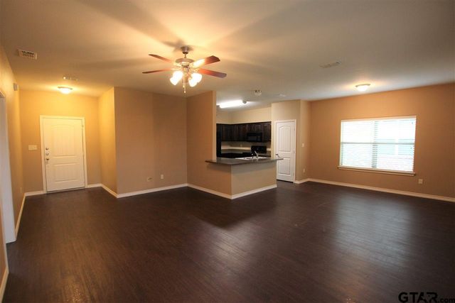 19401 King Ranch Dr., Flint, TX 75762