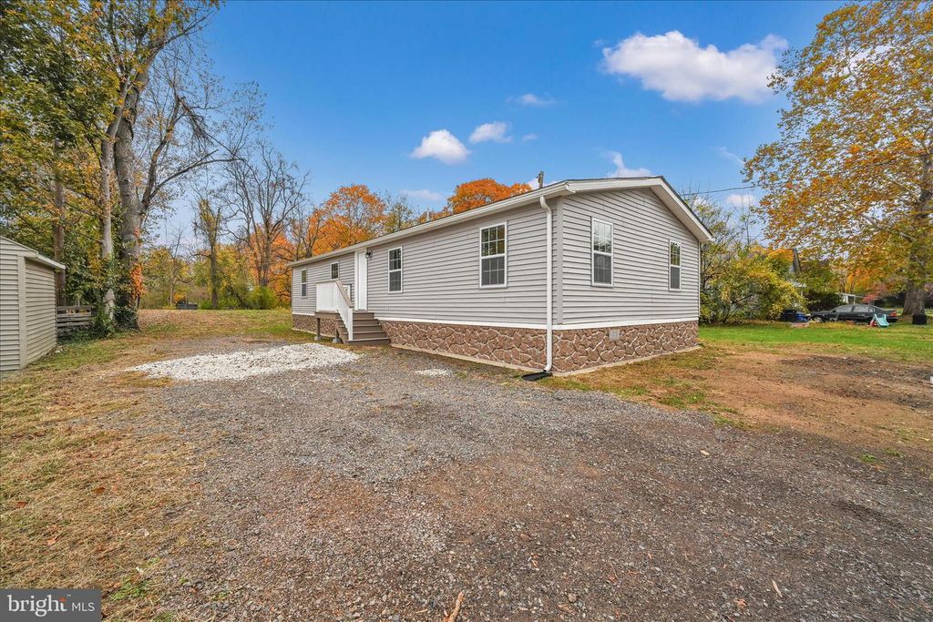 1111 RIVERSIDE DRIVE, Pottstown, PA 19465