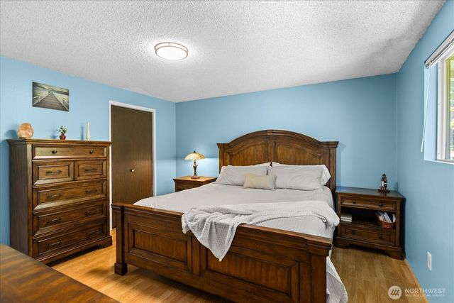 17631 69th Place W, Edmonds, WA 98026