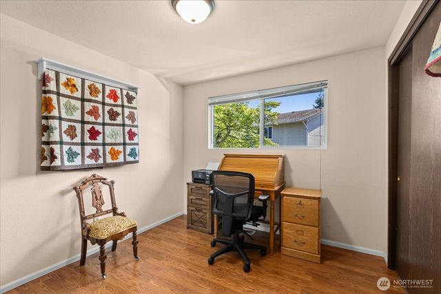 17631 69th Place W, Edmonds, WA 98026