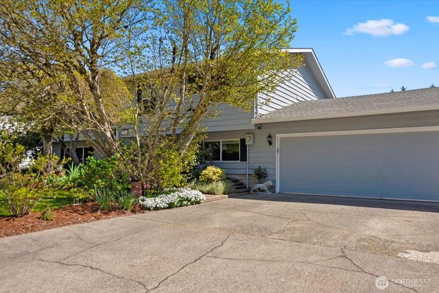 17631 69th Place W, Edmonds, WA 98026