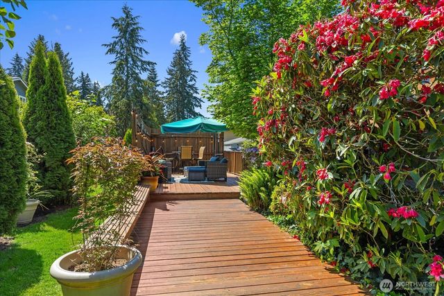 17631 69th Place W, Edmonds, WA 98026