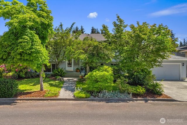 17631 69th Place W, Edmonds, WA 98026