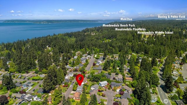 17631 69th Place W, Edmonds, WA 98026